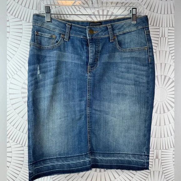 Gap Women’s Denim Skirt US 4/27 - Picture 1 of 7